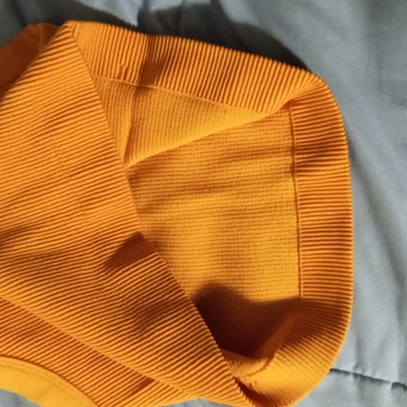 OFFERS ACCEPTED. Cotton-on cropped ribbed orange racer back tank. Tangerine. - Picture 4 of 4